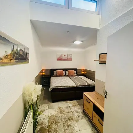 Apartamento 2 Galerie Einliegerwohnung In Rheinstetten, Messe Naehe, Rollstuhlfahrer Geeignet *