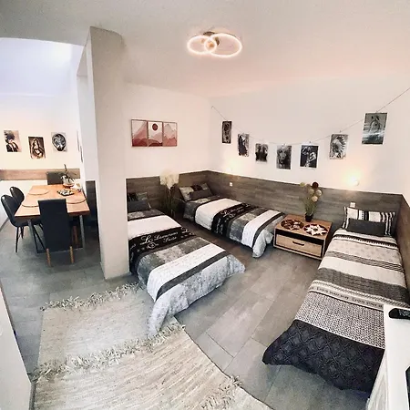 2 Galerie Einliegerwohnung In Rheinstetten, Messe Naehe, Rollstuhlfahrer Geeignet Apartment