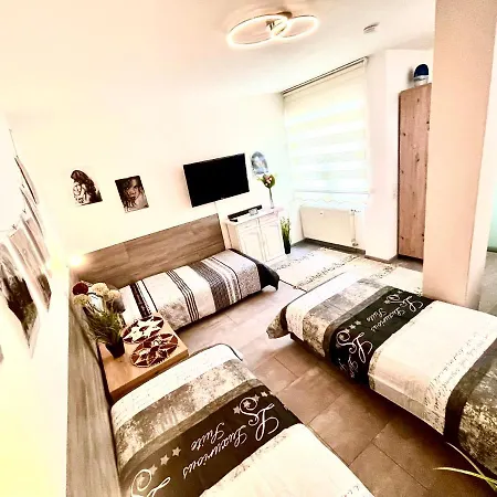 Apartamento 2 Galerie Einliegerwohnung In Rheinstetten, Messe Naehe, Rollstuhlfahrer Geeignet *