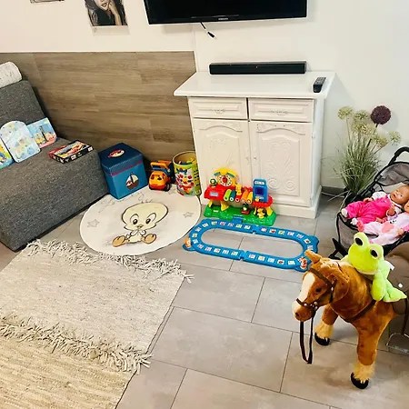 Apartamento 2 Galerie Einliegerwohnung In Rheinstetten, Messe Naehe, Rollstuhlfahrer Geeignet *