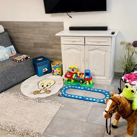 2 Galerie Einliegerwohnung In Rheinstetten, Messe Naehe, Rollstuhlfahrer Geeignet Appartement *